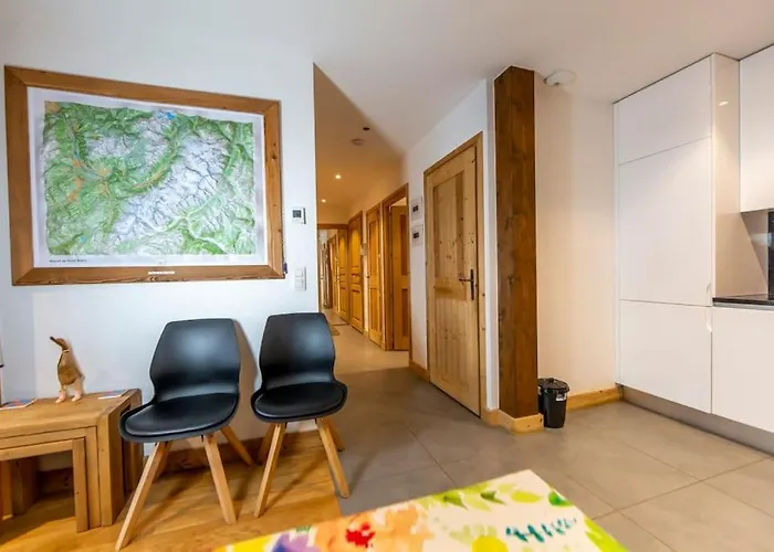 Grand Paradis B01 - Modern With Great Location
