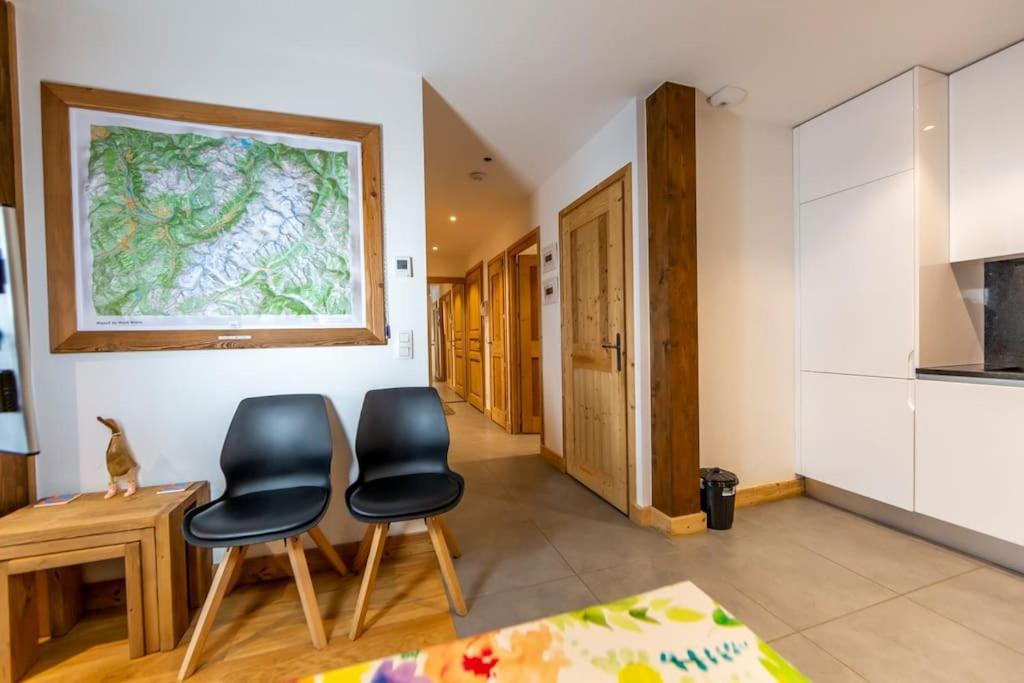 Apartment Grand Paradis B01 - Modern With Great Location